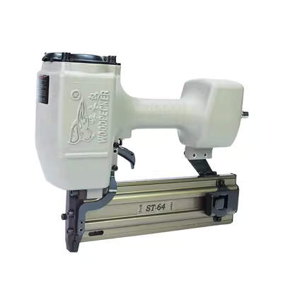 Chim gõ kiến ​​súng bắn đinh thép st64 đinh thép hàng khí nén súng xi măng súng bắn đinh st38 chế biến gỗ trang trí súng bắn đinh bằng khí nén máy bắn đinh bê tông dùng pin
